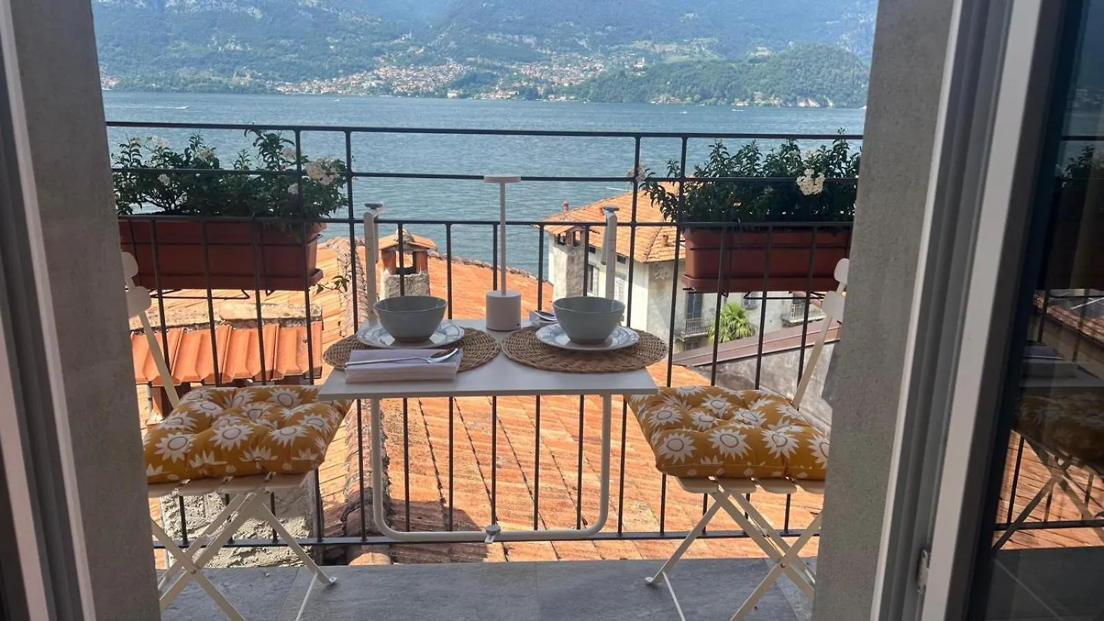Lägenhet Lakeview Jonny House On The Roofs Lezzeno Italien