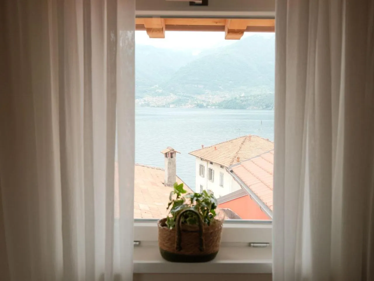 Lakeview Jonny House On The Roofs Lezzeno Appartement