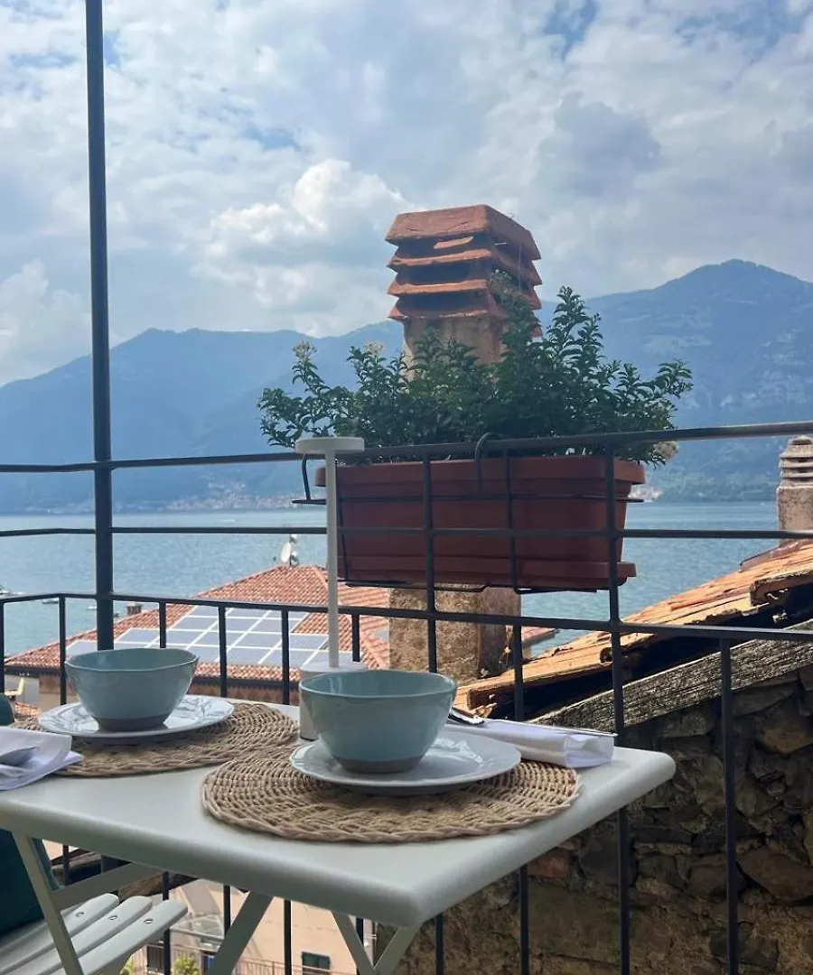 Lakeview Jonny House On The Roofs Lezzeno 0*,  Italy